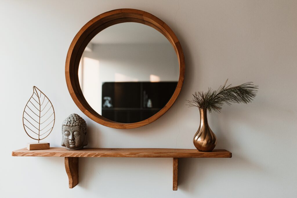 mirror-and-wooden-shelf-on-wall-2026-01-05-00-56-40-utc
